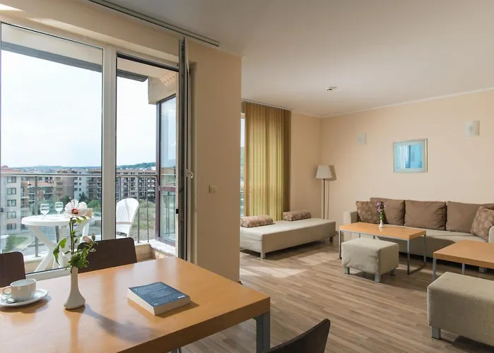 Obzor Beach Resort 4* אובזור