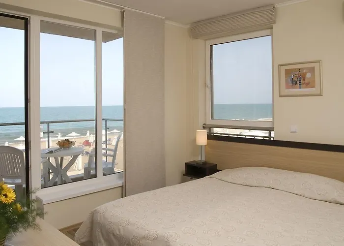 Obzor Beach Resort אובזור