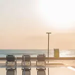 Ξενοδοχείο με διαμερίσματα Obzor Beach Resort 4*