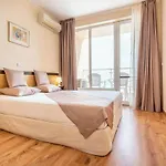 Obzor Beach Resort Ξενοδοχείο με διαμερίσματα 4*