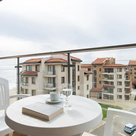 アパートホテル Obzor Beach Resort 4*