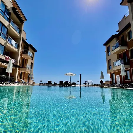Obzor Beach Resort アパートホテル 4*