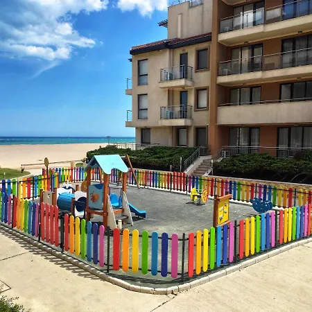 アパートホテル Obzor Beach Resort オブゾー