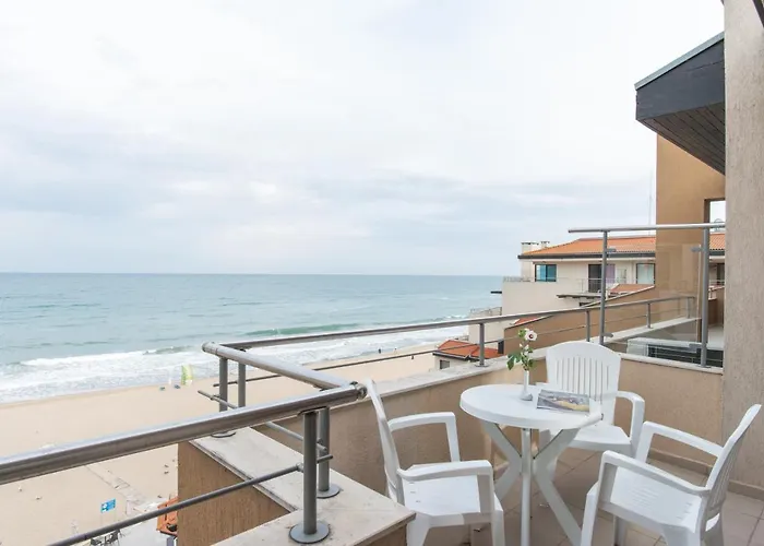 Obzor Beach Resort Апарт-отель Обзор